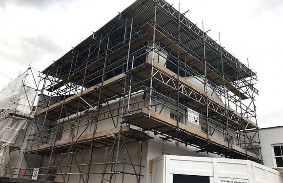 B&J Scaffolding has been providing scaffolding hire services to over one thousand customers